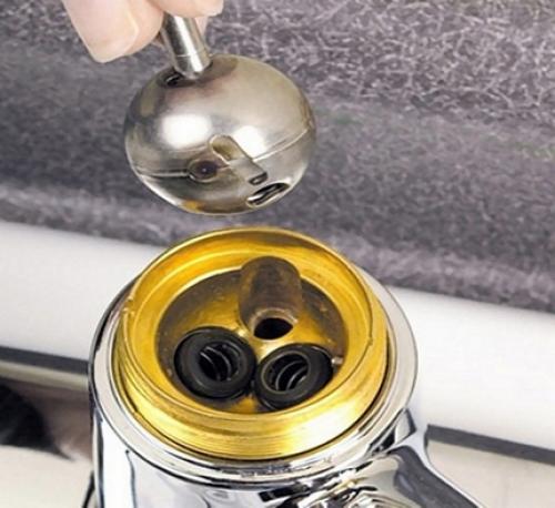 Устройство картриджа для смесителя воды. Ремонт смесителя, замена картриджа 06