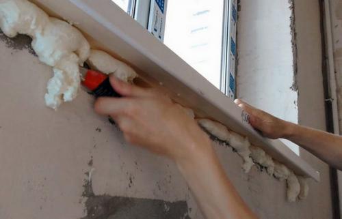 Как ставится подоконник под пластиковое окно. Этапы монтажа пластикового подоконника 01 Как ставится подоконник под пластиковое окно. Этапы монтажа пластикового подоконника 01