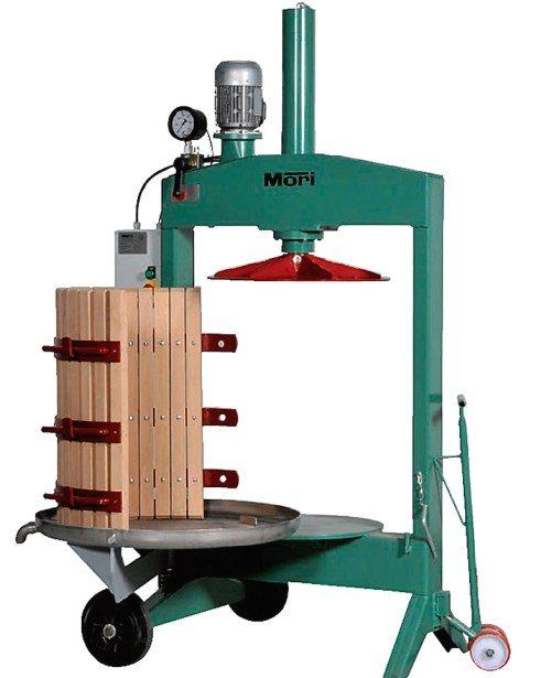 Соковыжималка для помидоров своими руками. Виды и принципы работы соковыжимных прессов