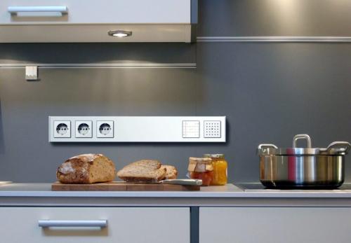 Как правильно выбрать место для размещения розетки и выключателя. Как правильно разместить выключатели и розетки в квартире?