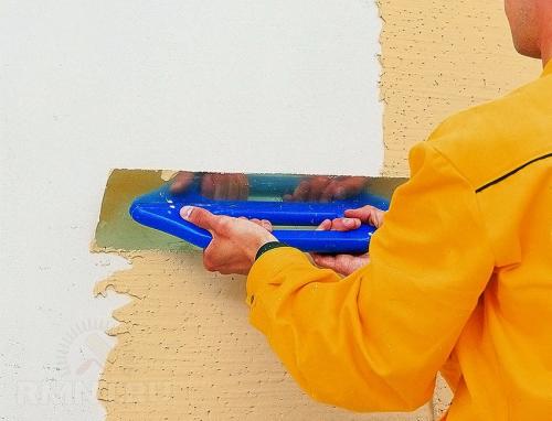 Подготовка стен под короед фасад дома. Нанесение штукатурки короед 17