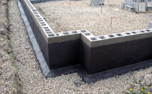 Какие этапы включает процесс гидроизоляции. Методы гидроизоляции стен