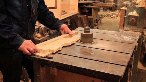 Вертикальный фрезерный станок по дереву своими руками. Принцип работы фрезерных станков по дереву