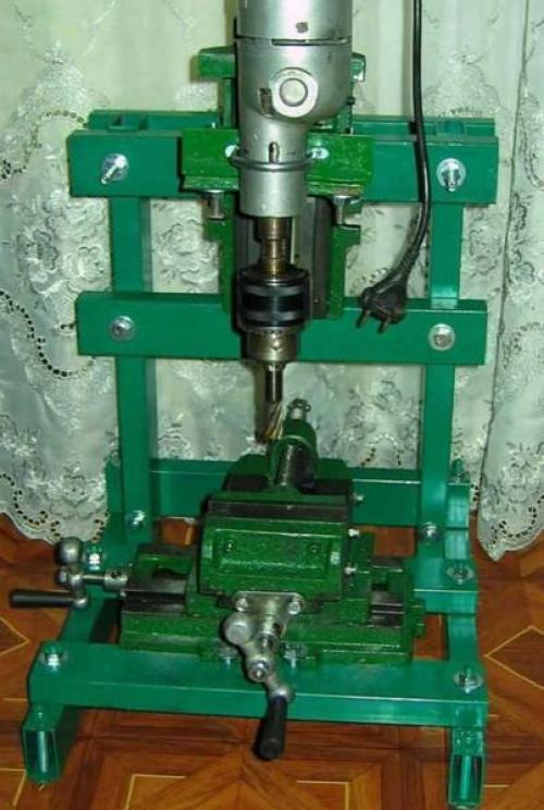 Ручной фрезерный станок по дереву своими руками. Фрезерный станок своими руками: специфичность конструкции