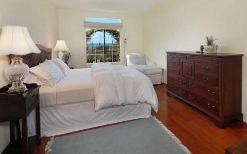 Как выбрать настольную лампу в спальню. Что еще нужно учесть