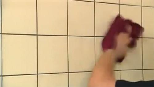 Можно ли клеить плитку на плитку. Как на старую настенную плитку положить новую плитку, если состояние поверхности признано удовлетворительным