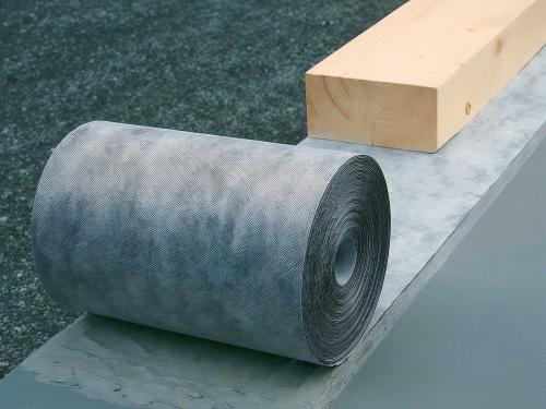 Как определить, где в доме наиболее вероятны протечки и где нужно стелить отсечную гидроизоляцию.