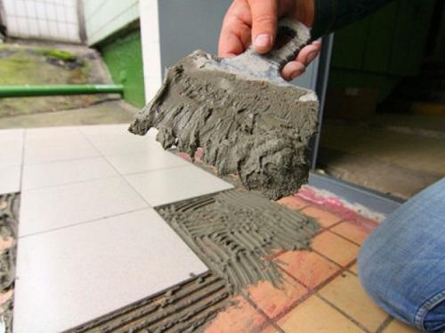 Можно ли класть плитку на плитку на пол. Кладем новую плитку на старый кафель