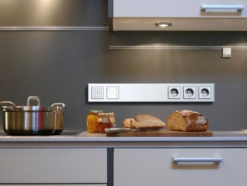 Правила проводки электричества в квартире. Распределительный щиток 12