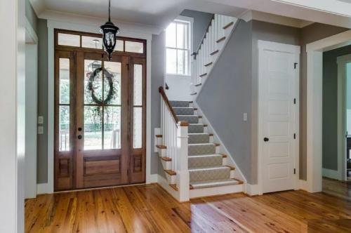 Декоративная накладка на входную дверь. Накладка на входную дверь с внутренней стороны