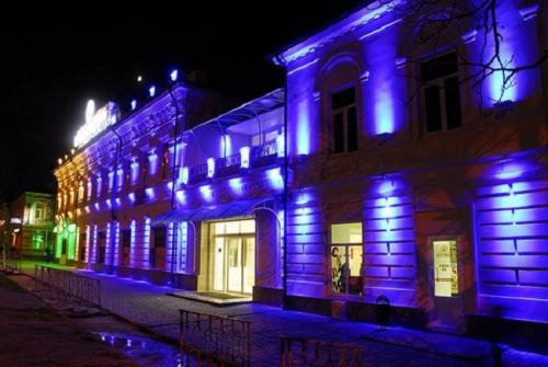 Потребление светодиода в амперах. Рассмотрим типы светодиодов