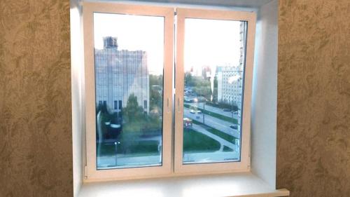 Простой способ монтажа пластикового подоконника: пошаговое руководство 08