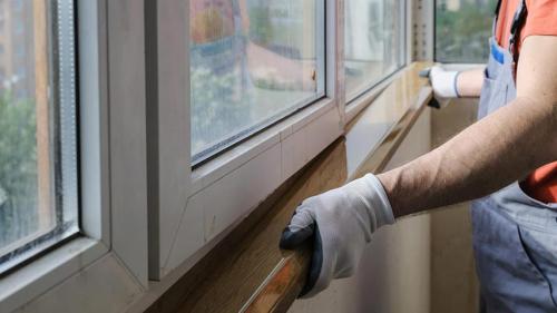 Простой способ монтажа пластикового подоконника: пошаговое руководство 07