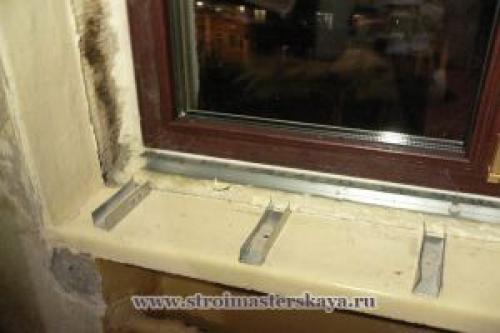 Полное руководство: как правильно крепить подоконник к пластиковому окну 17