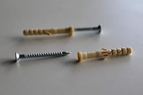 Дюбель не держится в стене. 5 способов крепко закрепить дюбель в разбитом отверстии